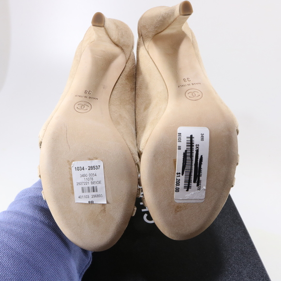 Chanel 19P 38 Beige Suede Nude pearl Centric Strappy Cage CC Logo Heels C867 - Picture 13 of 16
